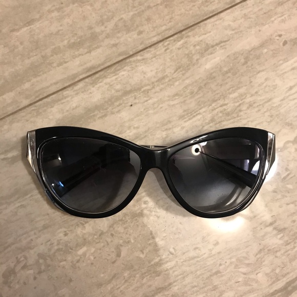 Michael Kors Sunglasses - Picture 2 of 3